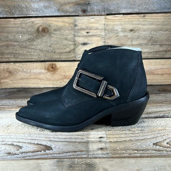 Vince Camuto Ashena Bootie - Black Leather - 6.5 - New without box - Picture 1 of 8